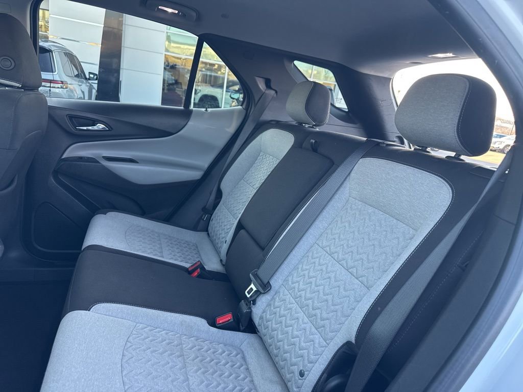 Used 2024 Chevrolet Equinox LT image 28