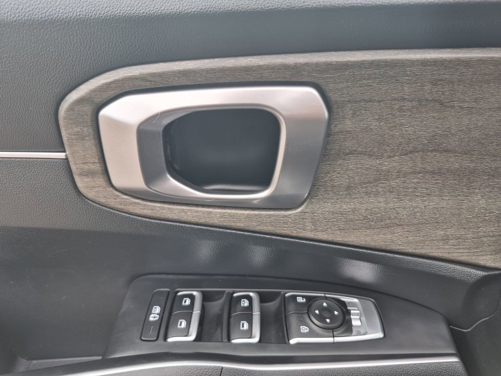Certified 2023 Kia Sorento S AWD/4WD image 9