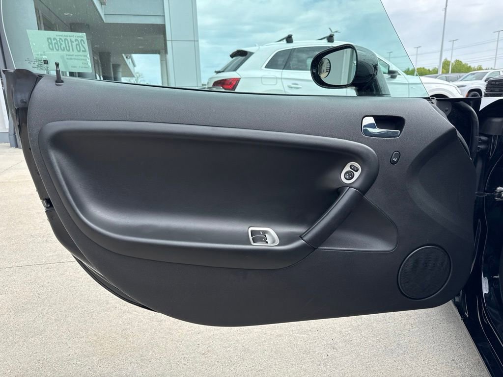 Used 2007 Pontiac Solstice Convertible w/ Premium Package RWD image 20