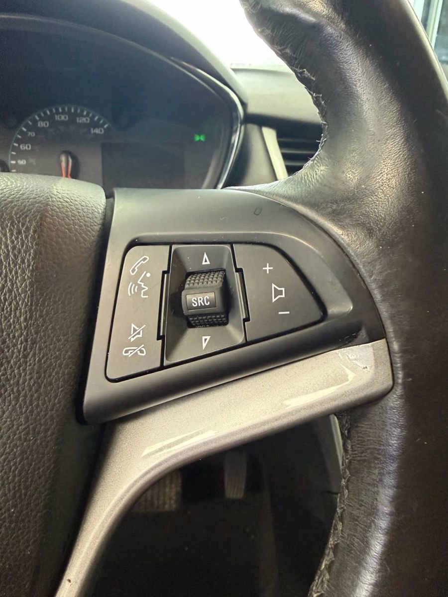 Used 2019 Chevrolet Trax LT w/ LT Convenience Package FWD image 22