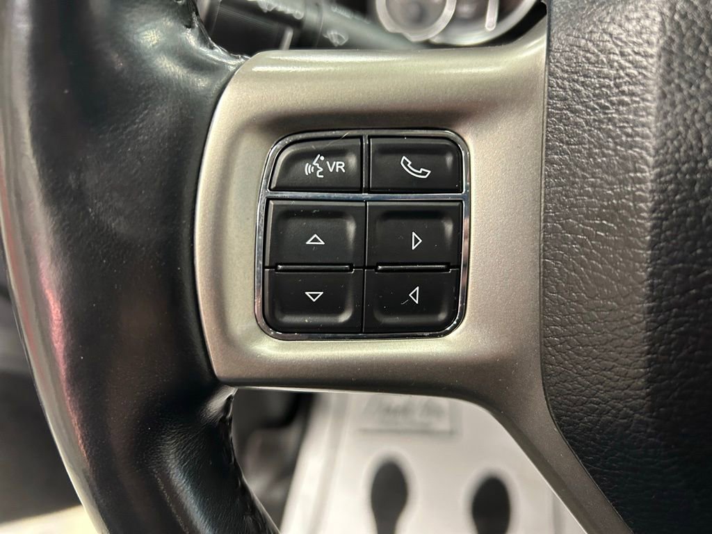 Used 2018 RAM 2500 Laramie image 12