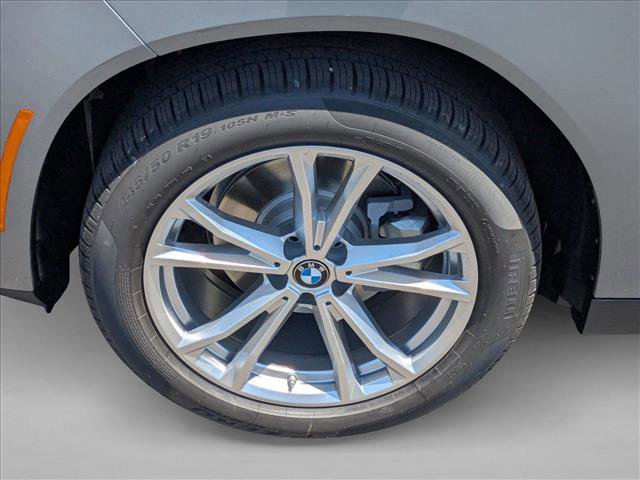 Certified 2025 BMW X3 xDrive30i w/ Premium Package image 9