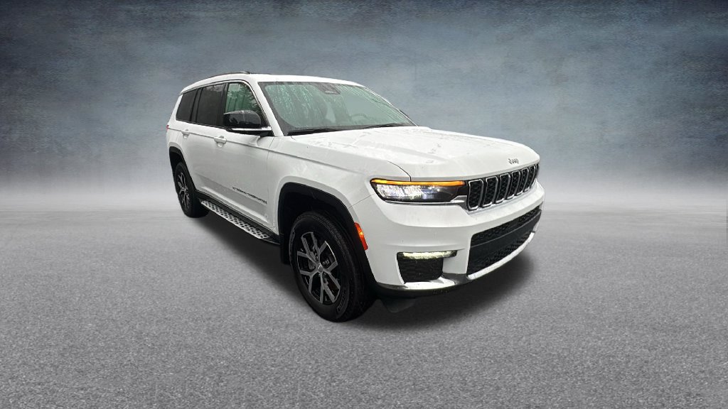 Used 2025 Jeep Grand Cherokee L Limited w/ MOPAR Finishing Package AWD/4WD image 2