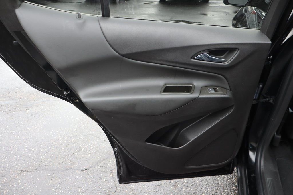 Used 2024 Chevrolet Equinox LT image 25