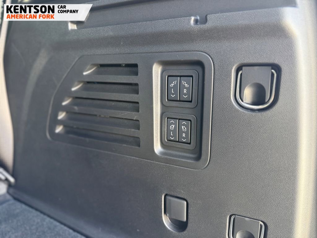 Used 2025 Chevrolet Traverse RS w/ LPO, Floor Liner Package image 43