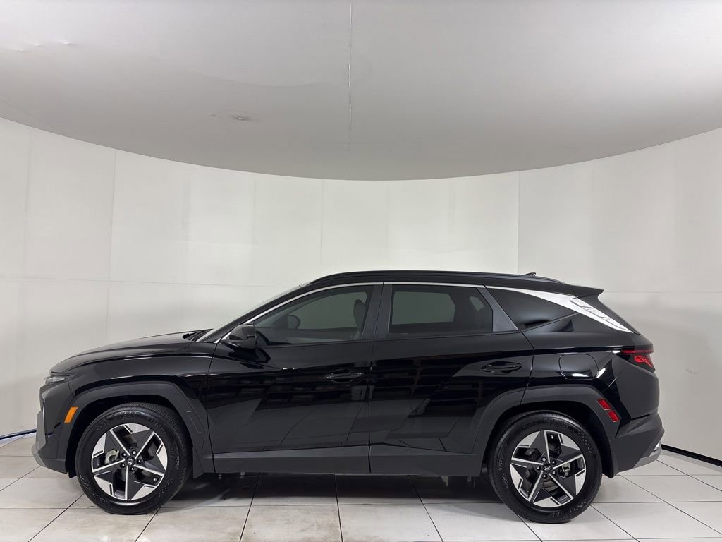 Used 2025 Hyundai Tucson SEL image 2