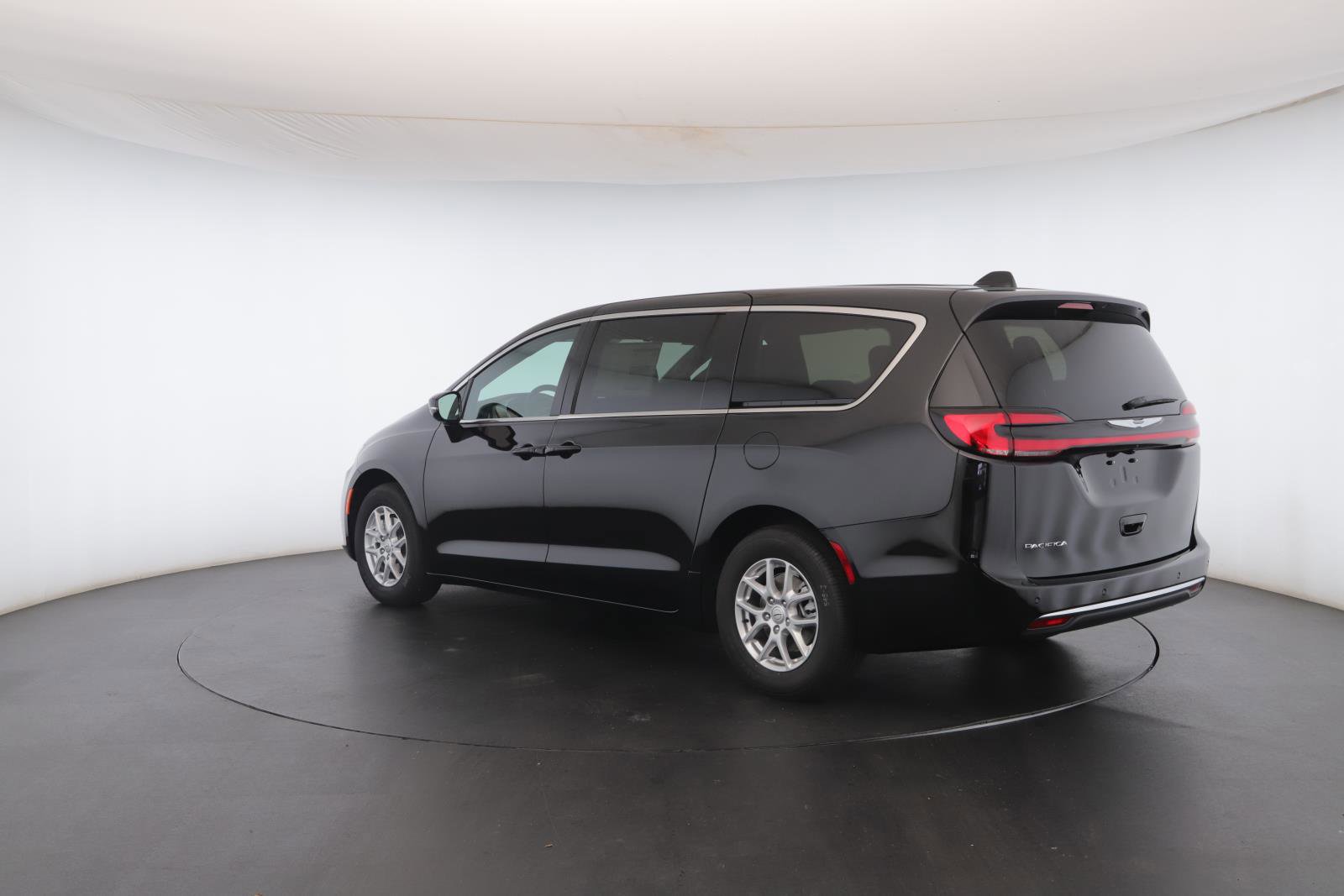 New 2026 Chrysler Pacifica Select image 22