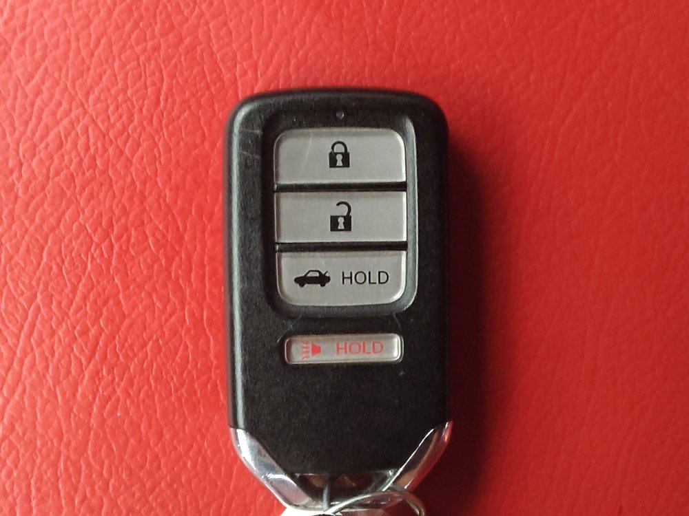 Used 2019 Honda Accord Sport image 32