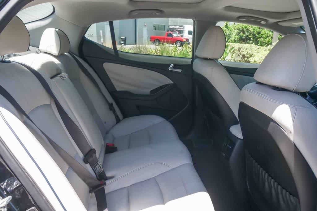Used 2015 Kia Optima EX w/ Technology Package FWD image 16
