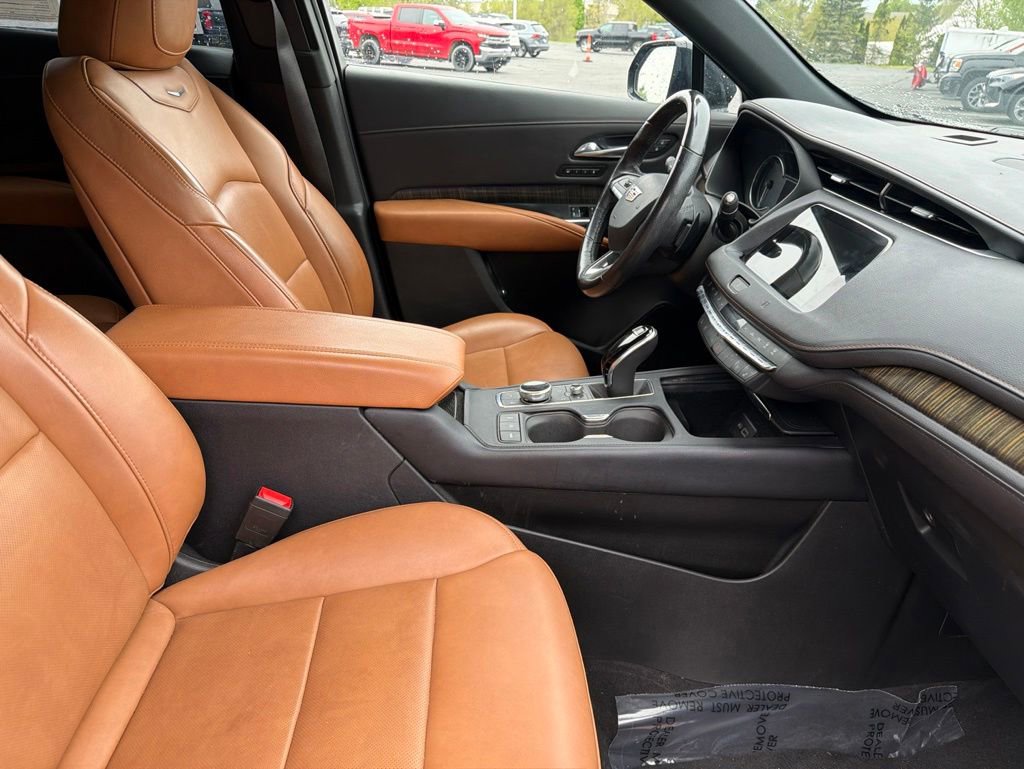 Used 2020 Cadillac XT4 Sport AWD/4WD image 12
