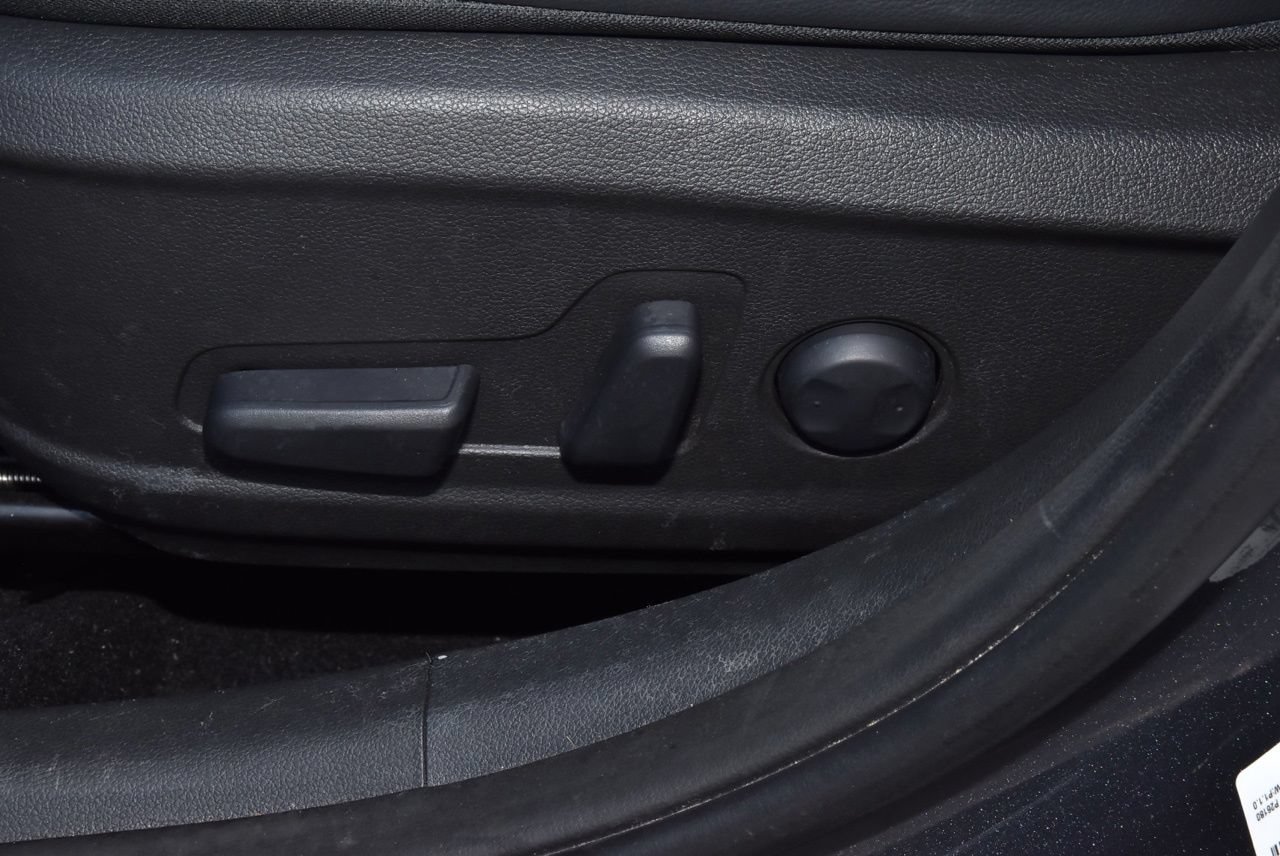 Used 2020 Hyundai Kona Limited AWD/4WD image 34
