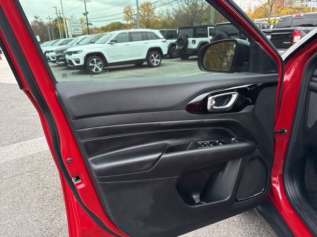 Certified 2023 Jeep Compass Altitude image 32