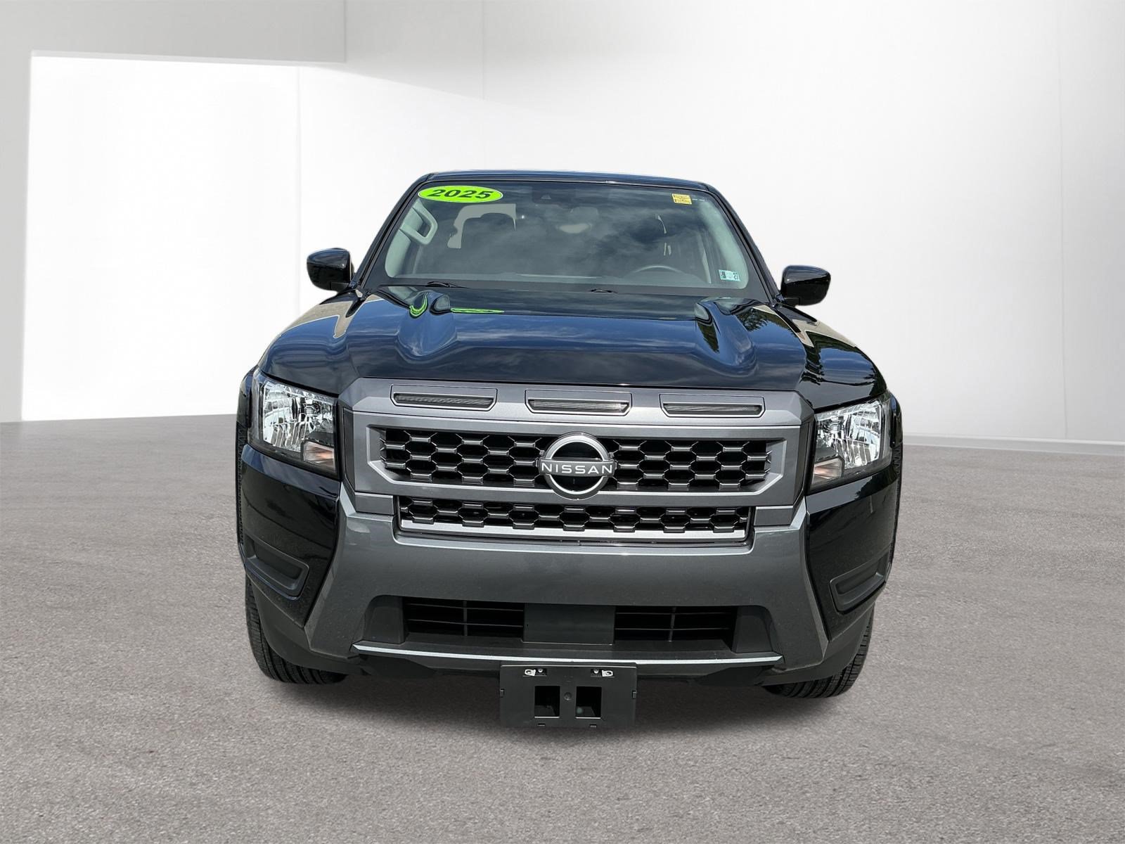 Used 2025 Nissan Frontier SV RWD image 8