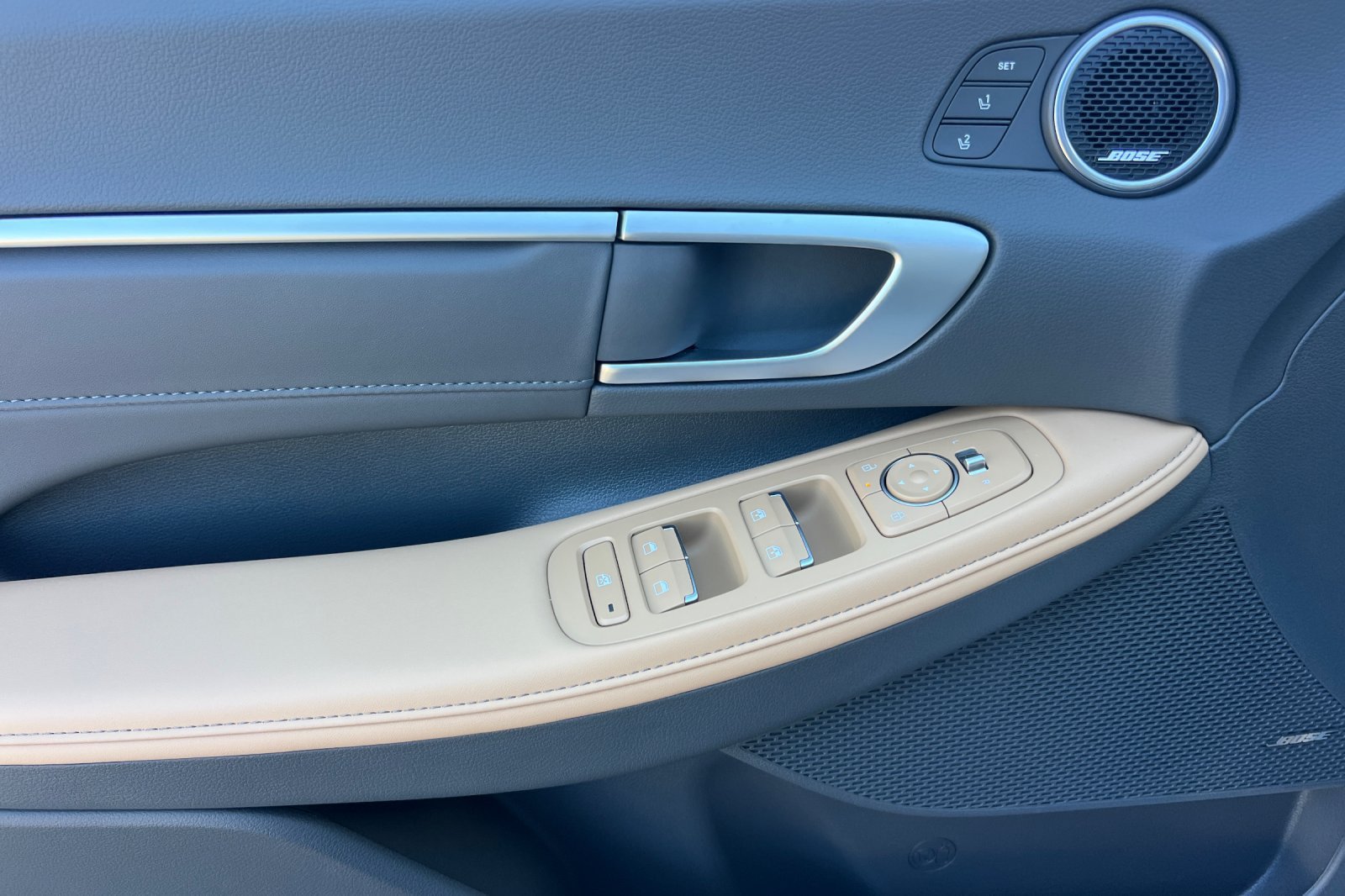 New 2026 Hyundai Sonata Limited FWD image 12