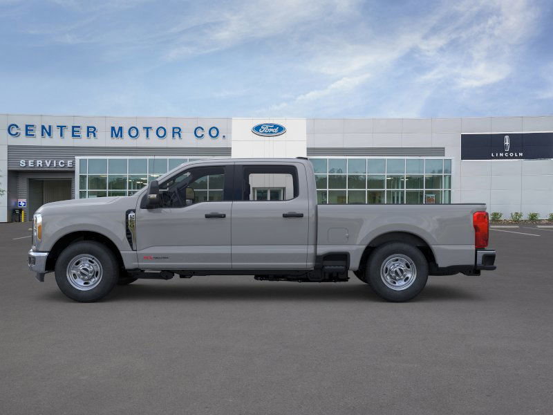 New 2026 Ford F250 2WD Crew Cab Super Duty image 3