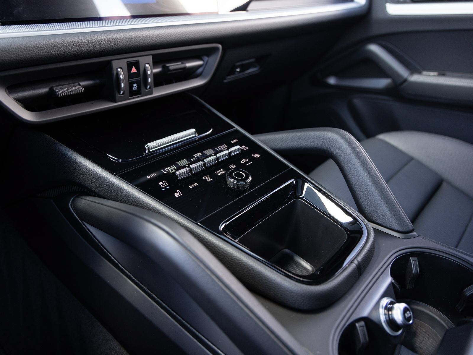 New 2026 Porsche Cayenne AWD/4WD image 17