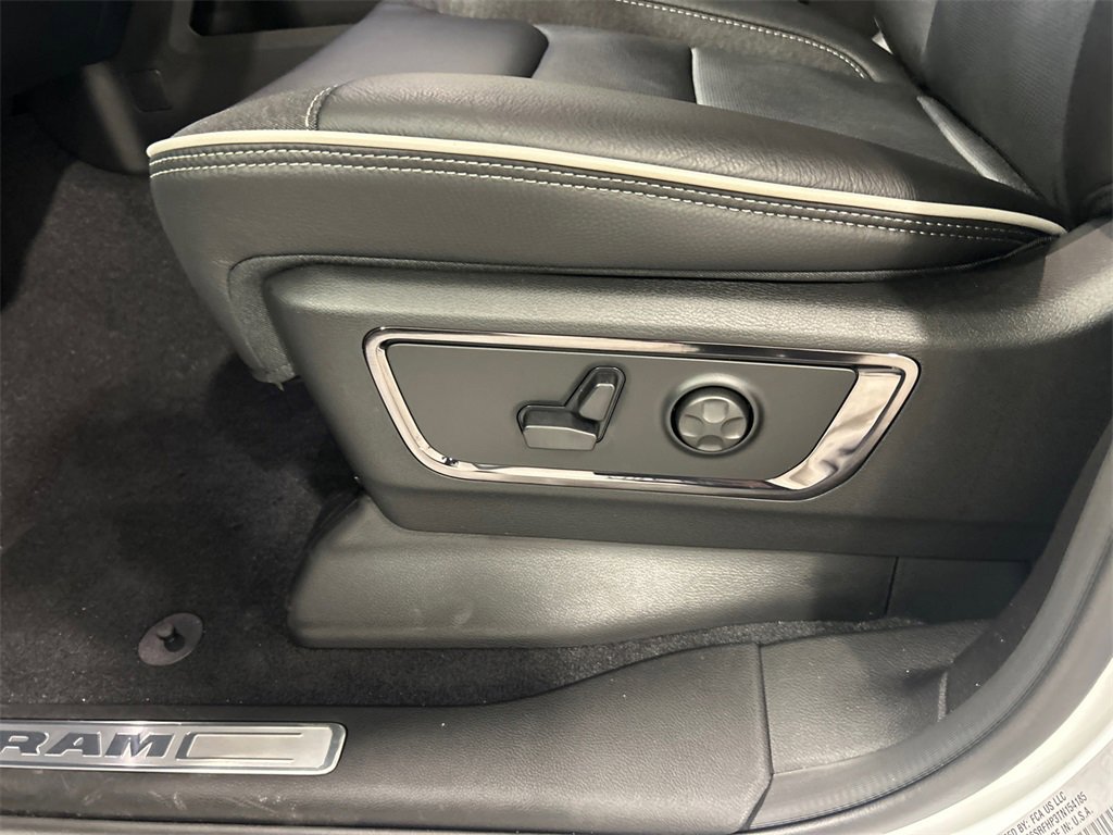 New 2026 RAM 1500 Limited image 16