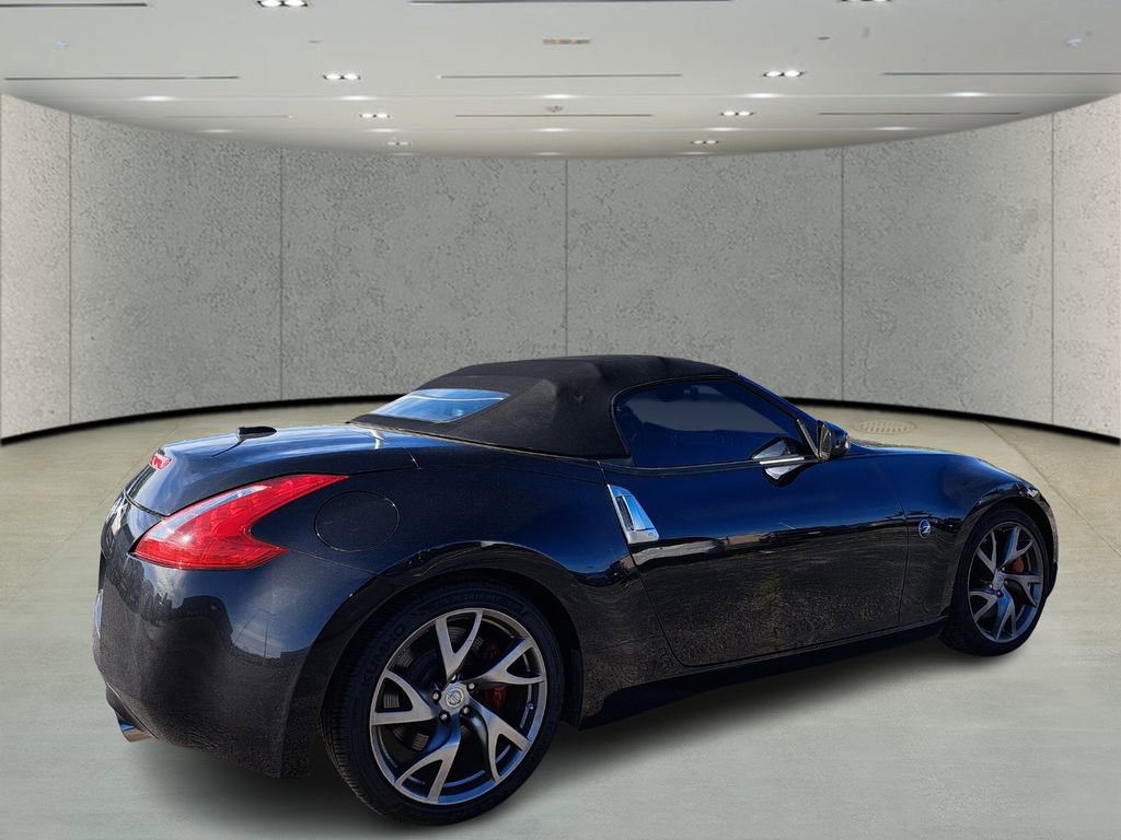 Used 2014 Nissan 370Z Touring w/ Sport Package image 5