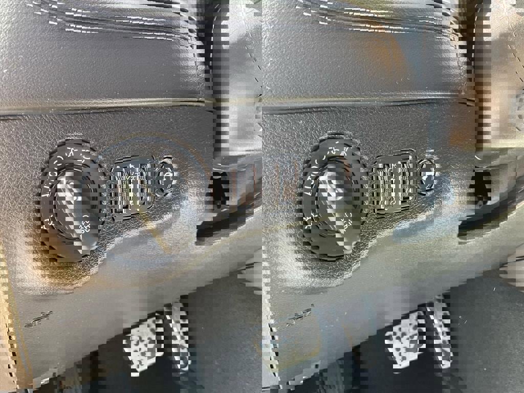 Used 2023 Dodge Charger SXT w/ Plus Group image 15