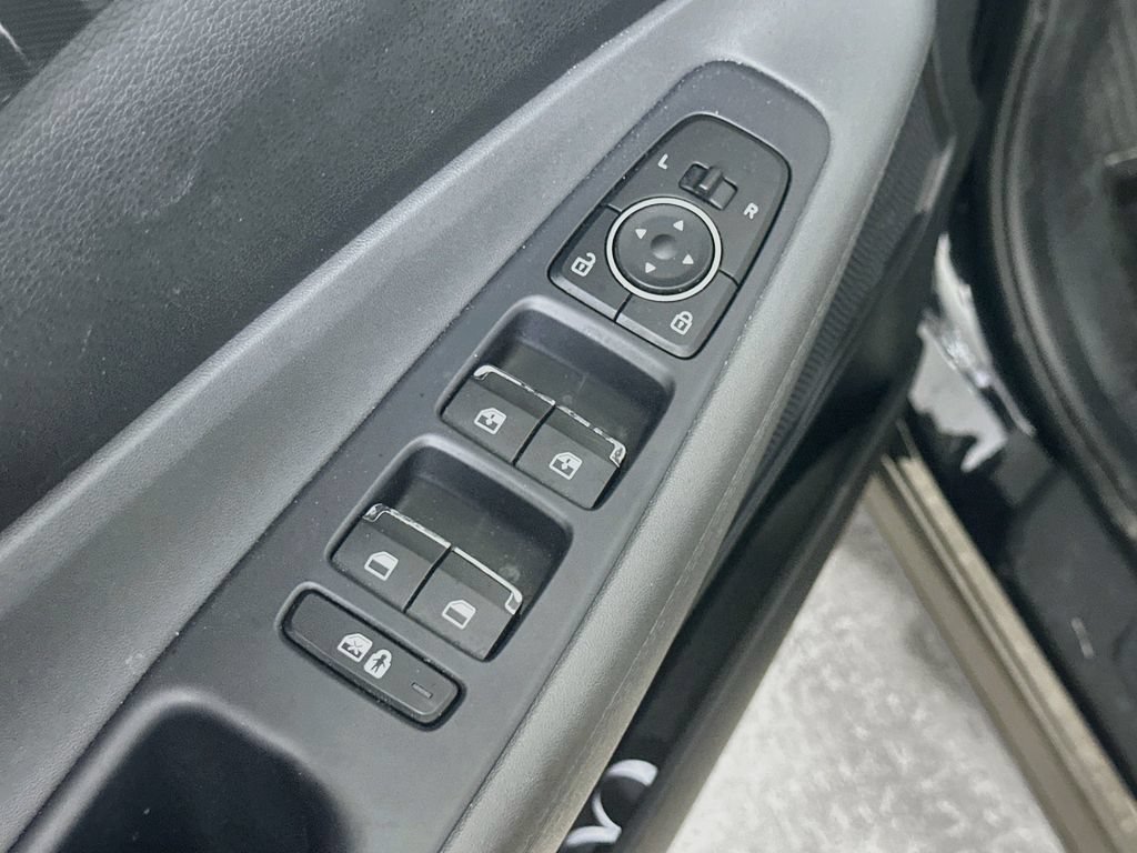 Used 2023 Hyundai Santa Fe SEL FWD image 21
