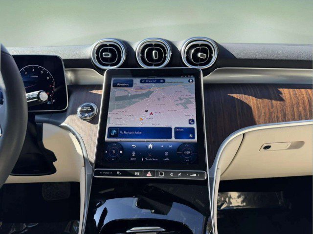 Certified 2026 Mercedes-Benz GLC 300 4MATIC image 13