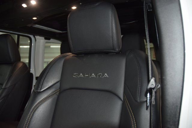 Used 2024 Jeep Wrangler Sahara w/ Technology Group image 41