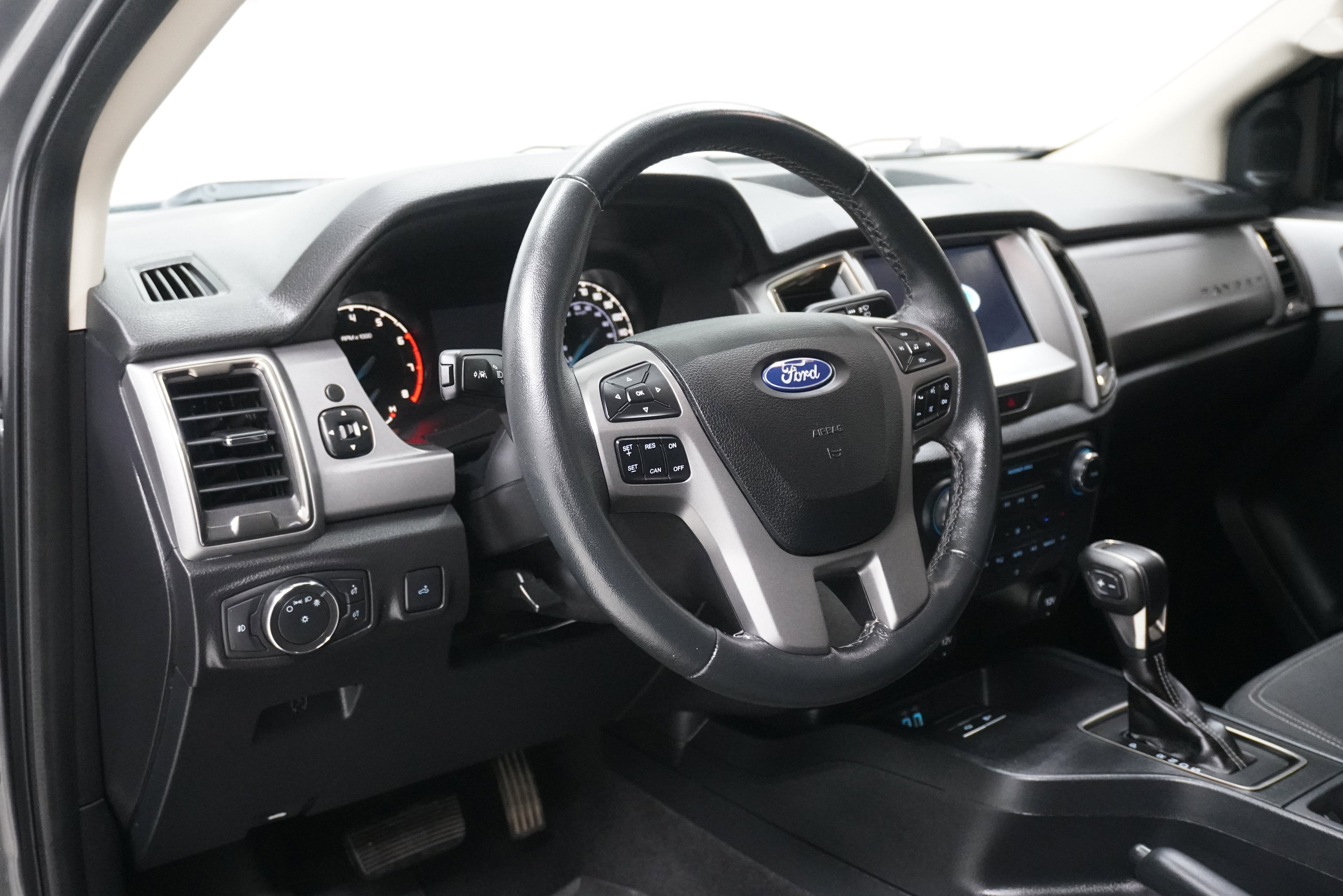 Used 2022 Ford Ranger XLT w/ Equipment Group 301A Mid RWD image 11