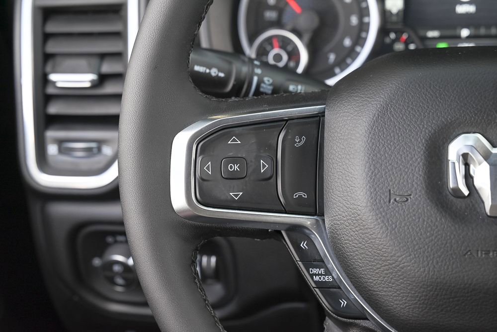 Used 2026 RAM 1500 Laramie AWD/4WD image 17