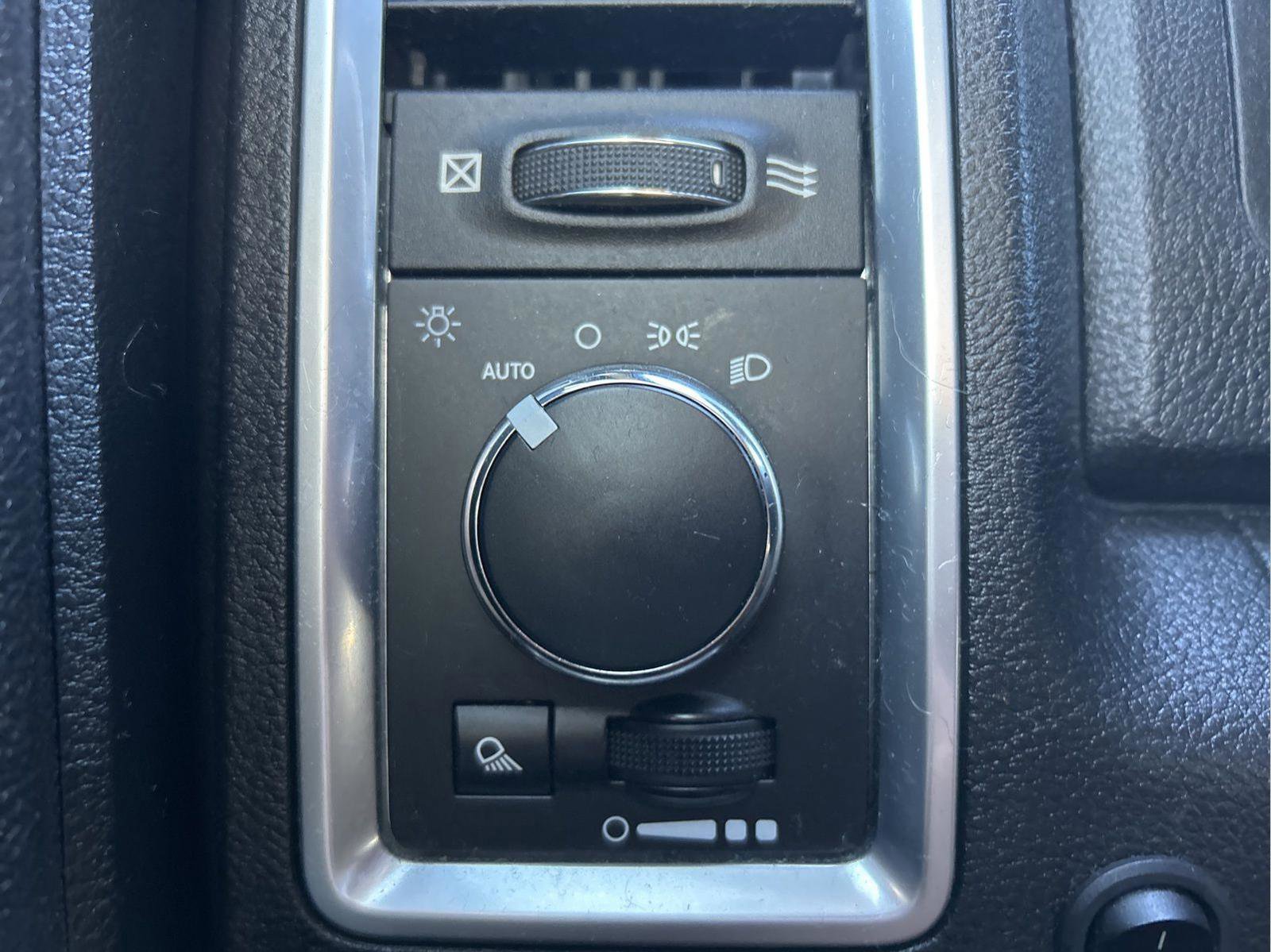 Certified 2021 RAM 1500 Classic Warlock image 24