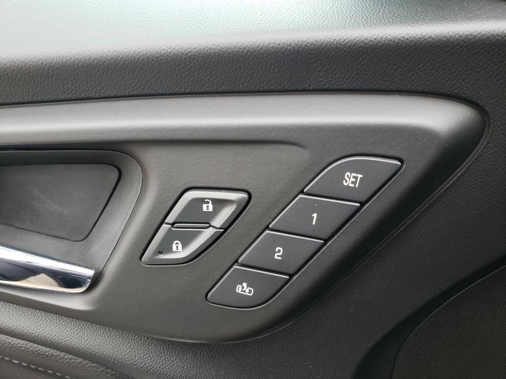 Used 2022 Chevrolet Malibu Premier FWD image 30