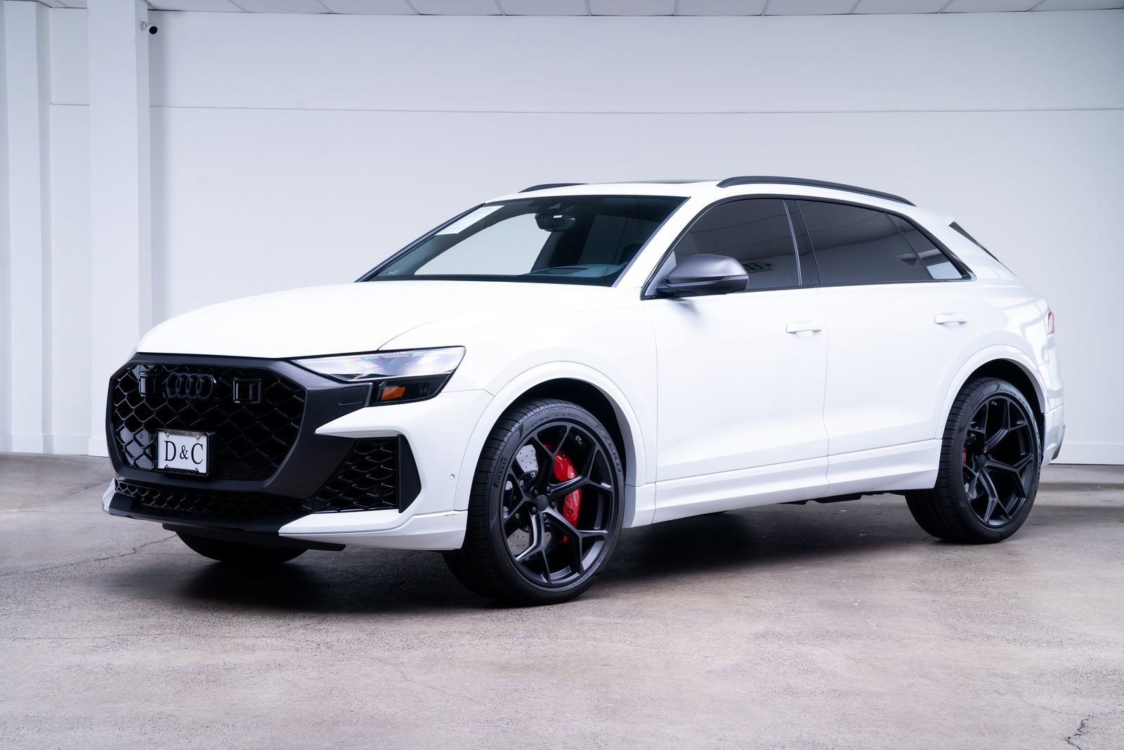 Used 2026 Audi RS Q8 performance AWD/4WD image 3