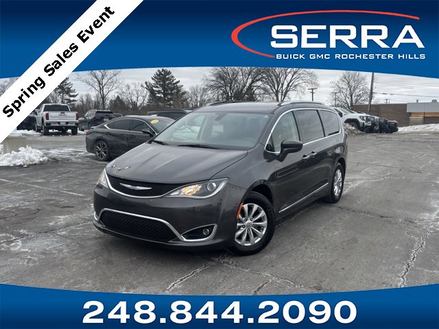 Used 2018 Chrysler Pacifica Touring-L Plus