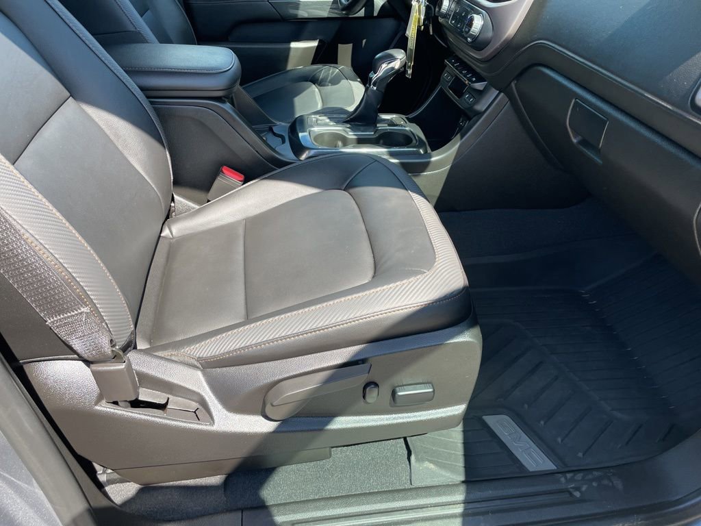 Used 2022 GMC Canyon AT4 w/ Trailering Package image 27