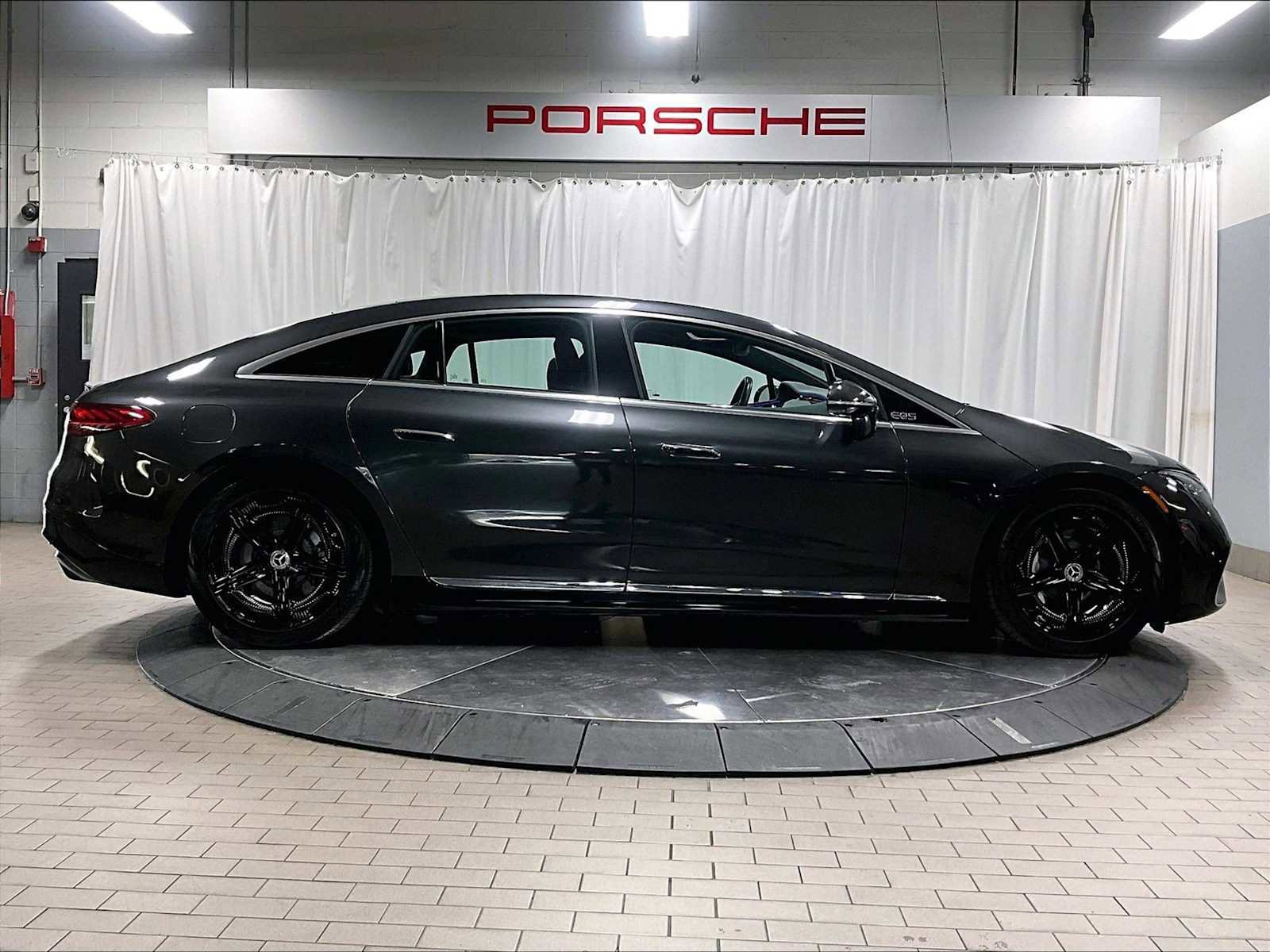 Used 2023 Mercedes-Benz EQS 580 4MATIC Sedan image 11