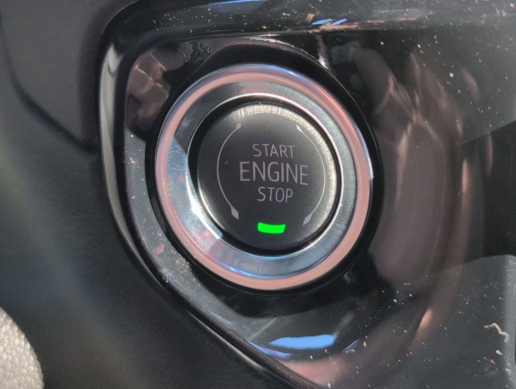 New 2026 Chevrolet Silverado 1500 LT w/ LPO, Dark Essentials Package image 17