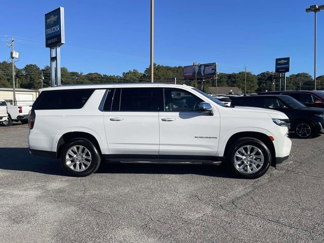 Used 2023 Chevrolet Suburban Premier image 2
