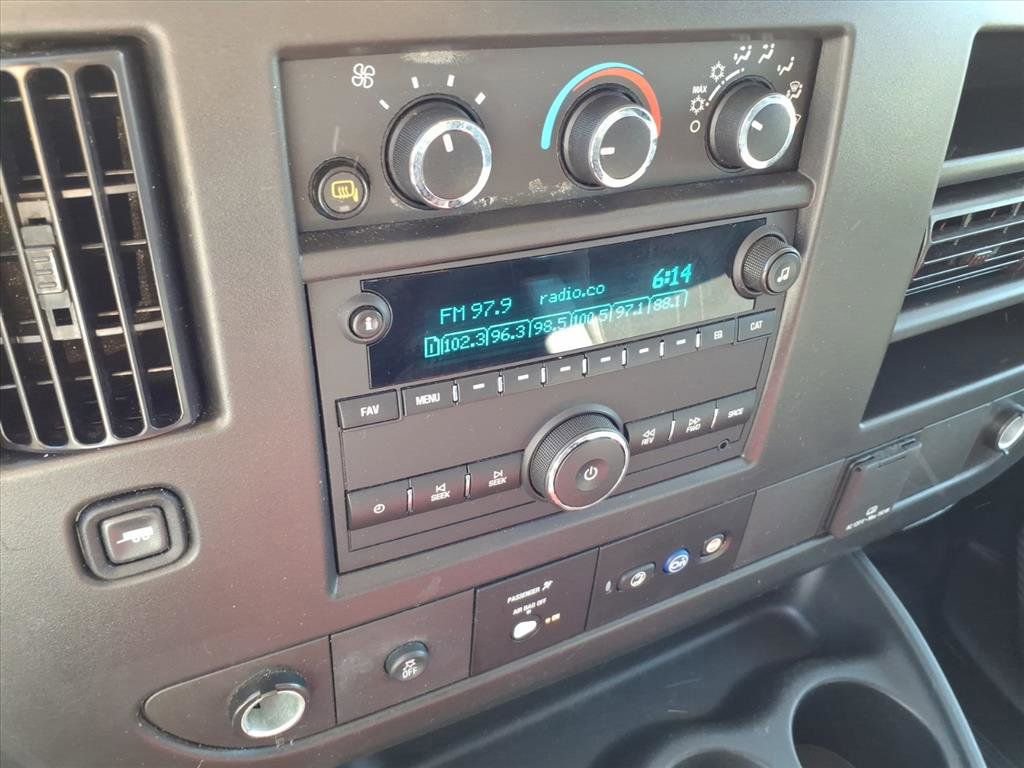 Used 2024 GMC Savana 2500 w/ Driver Convenience Package RWD image 24