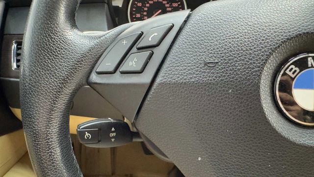 Used 2010 BMW 528i Sedan image 26