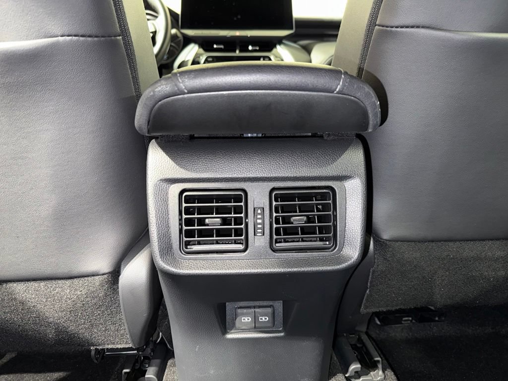 Certified 2024 Toyota Venza Nightshade AWD/4WD image 20