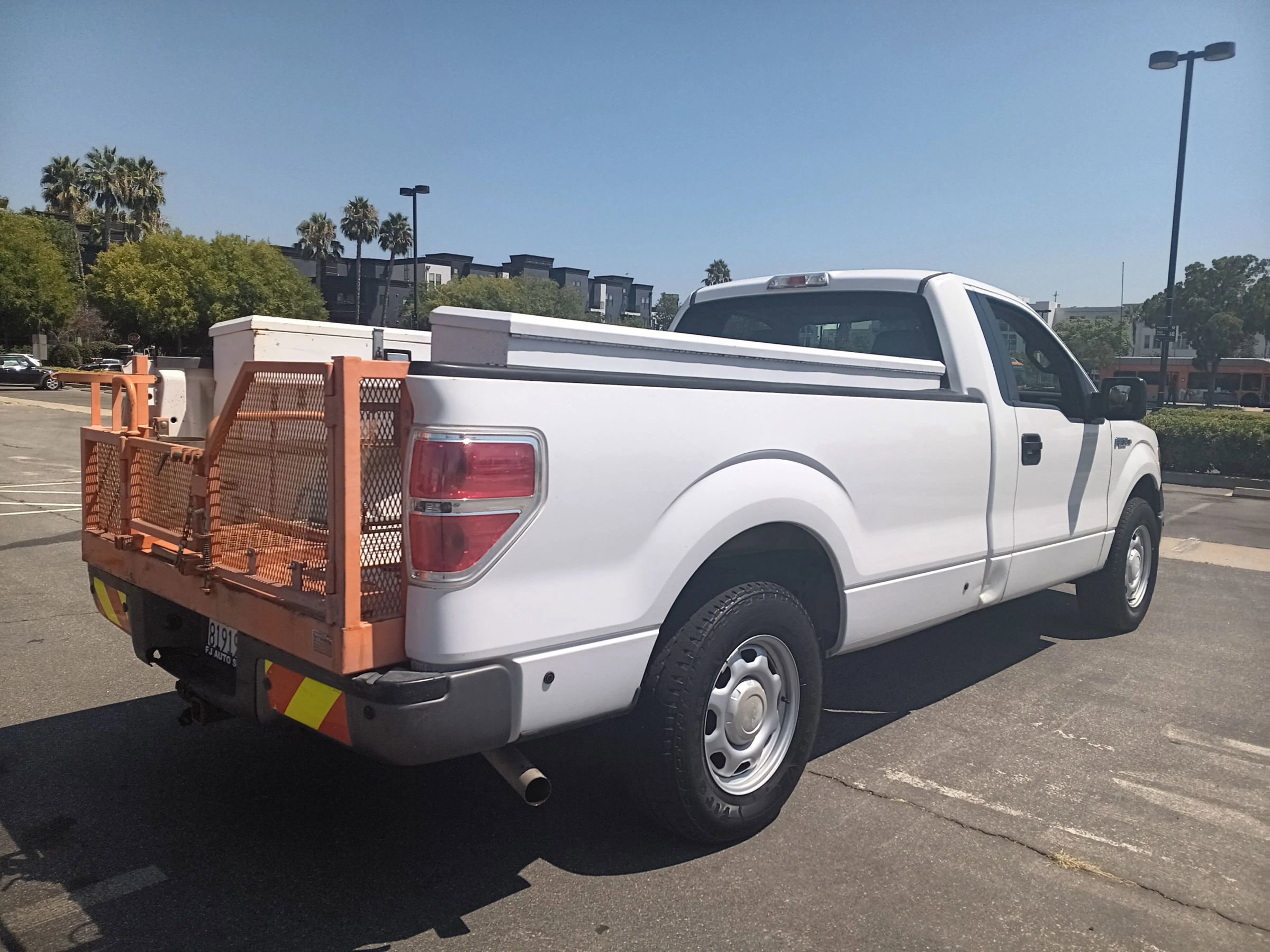 Used 2014 Ford F150 XL w/ Trailer Tow Package image 8