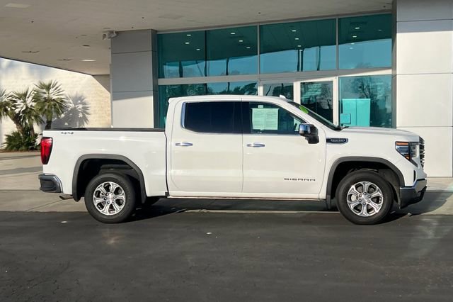 Used 2024 GMC Sierra 1500 SLT image 3