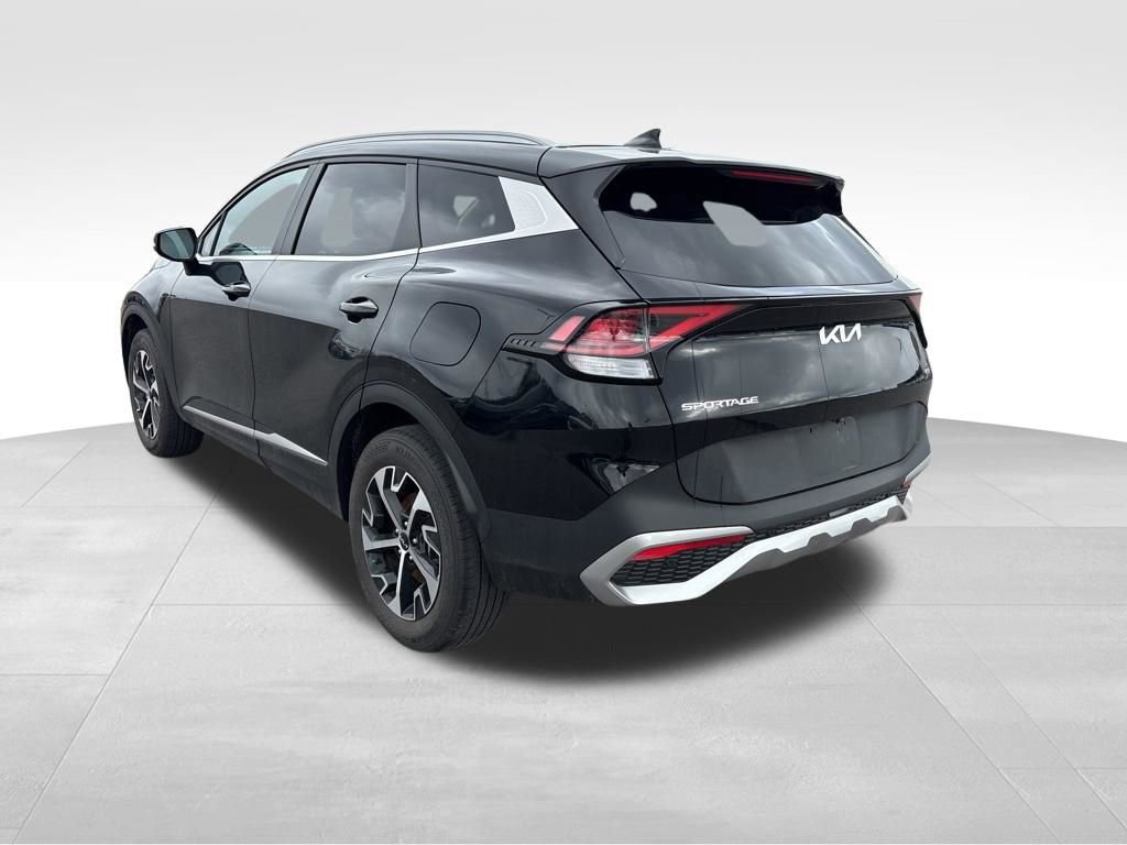 Certified 2023 Kia Sportage EX image 10