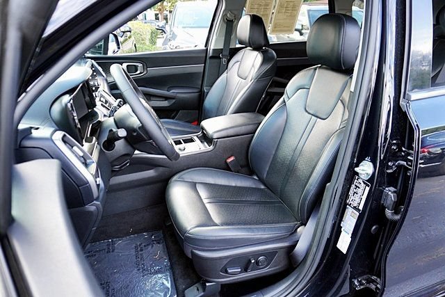 Used 2021 Kia Sorento S FWD image 24