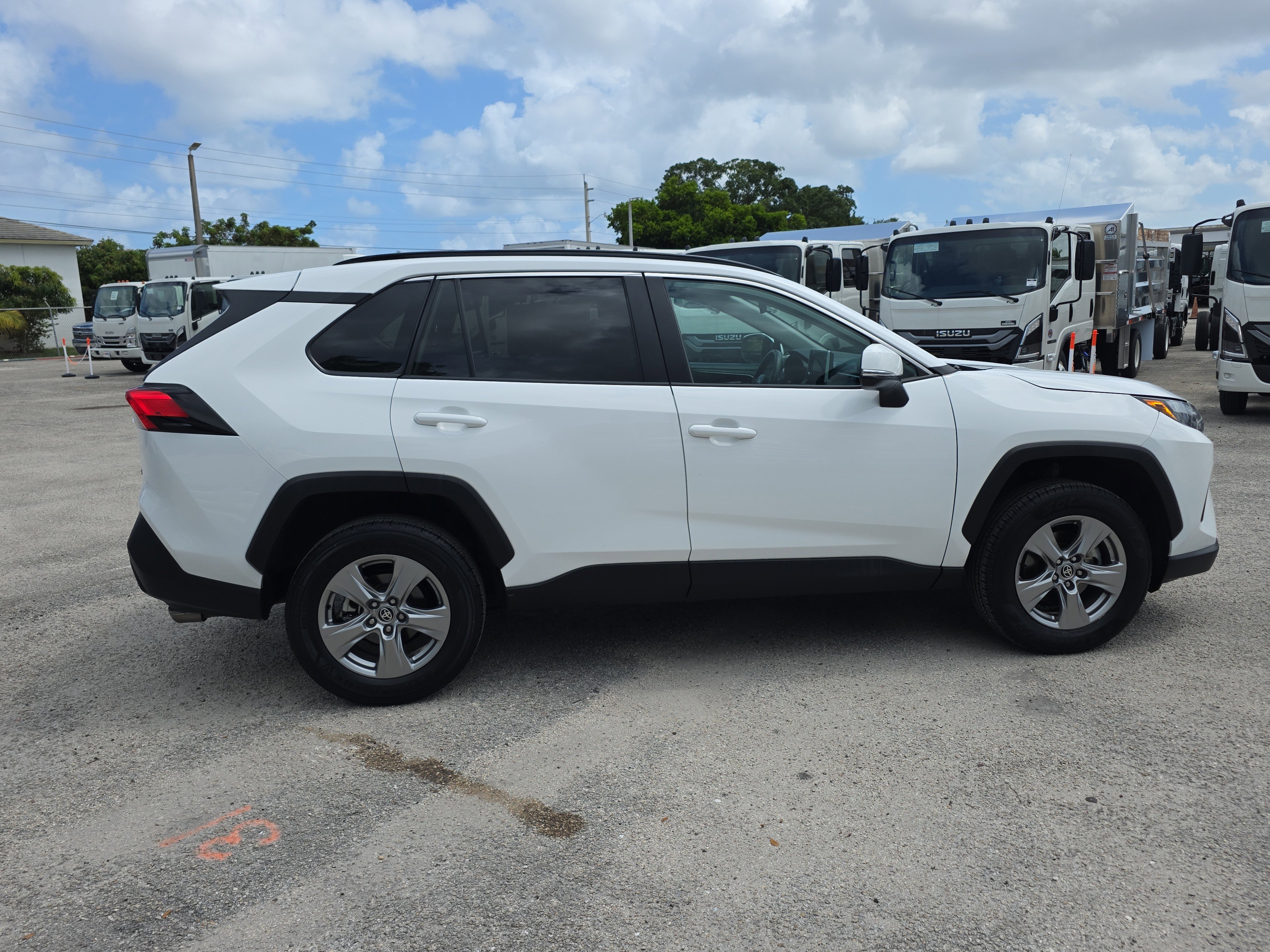 Used 2024 Toyota RAV4 XLE image 8