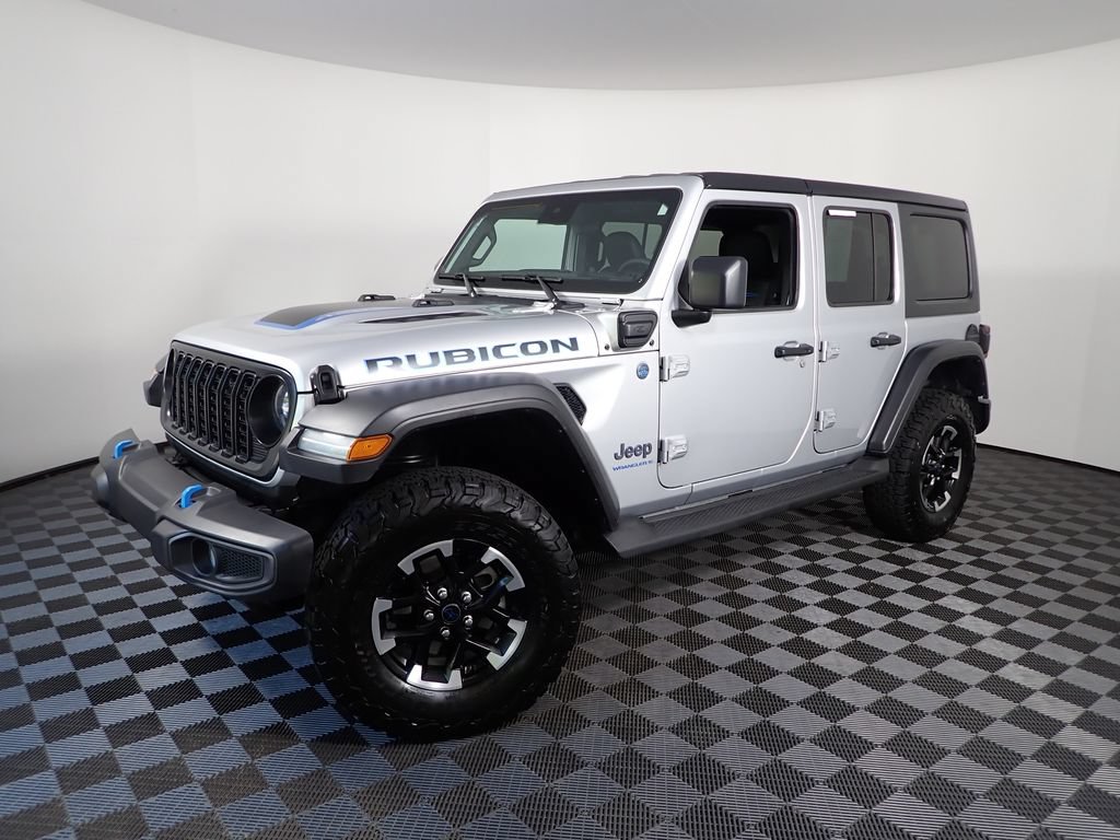 Used 2024 Jeep Wrangler Unlimited Rubicon 4xe w/ Convenience Group AWD/4WD image 9