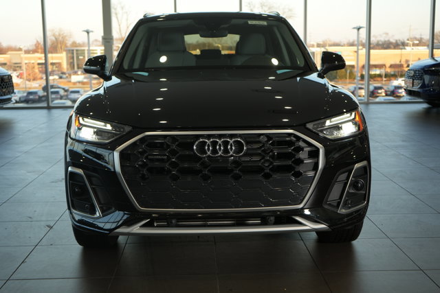 Used 2024 Audi Q5 e Premium Plus image 10