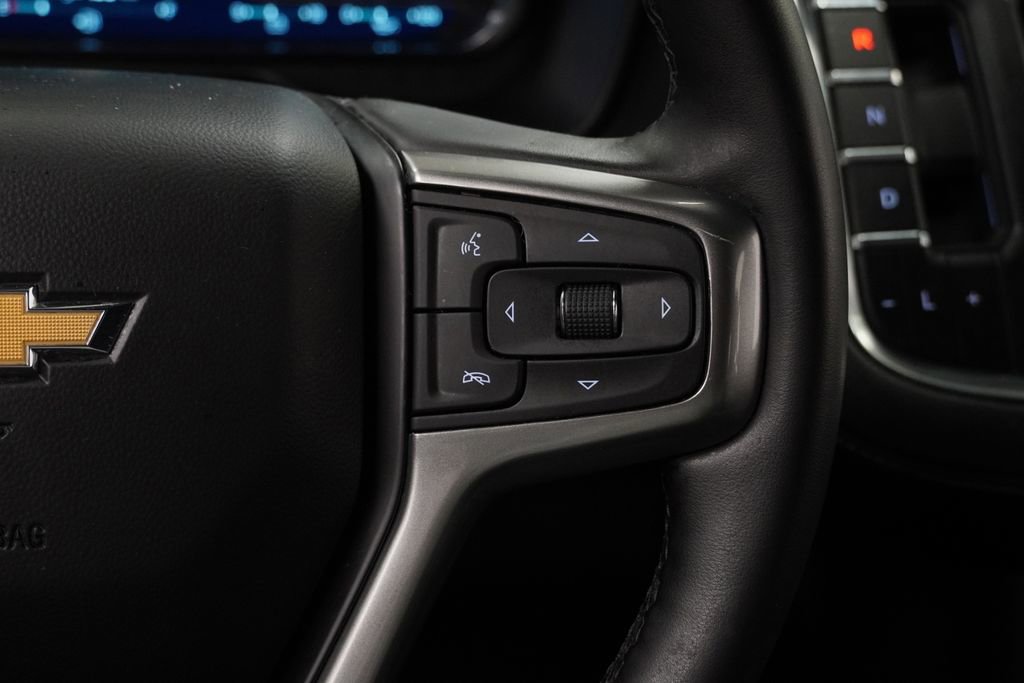 Used 2024 Chevrolet Suburban Premier image 38