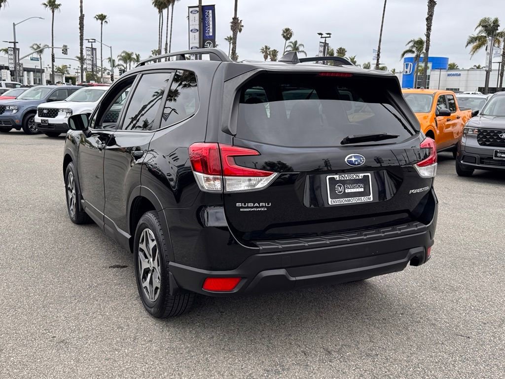 Used 2021 Subaru Forester Premium w/ Popular Package #1 AWD/4WD image 9
