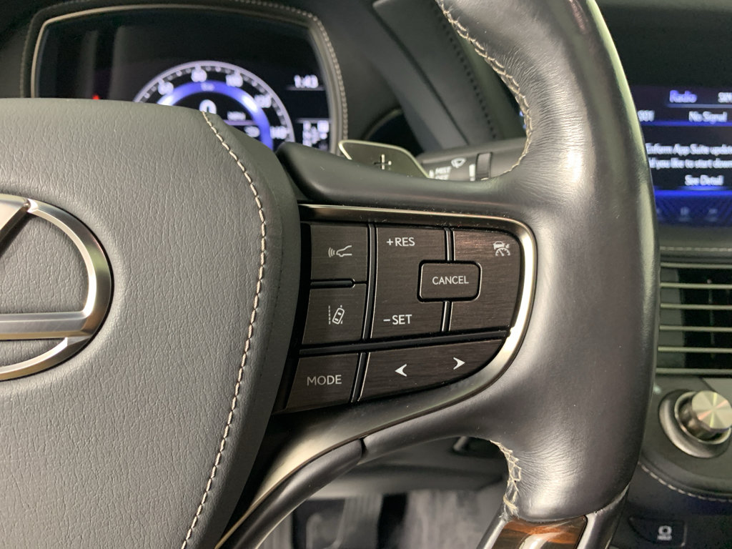 Used 2020 Lexus LS 500 w/ Interior Upgrade Package RWD image 19