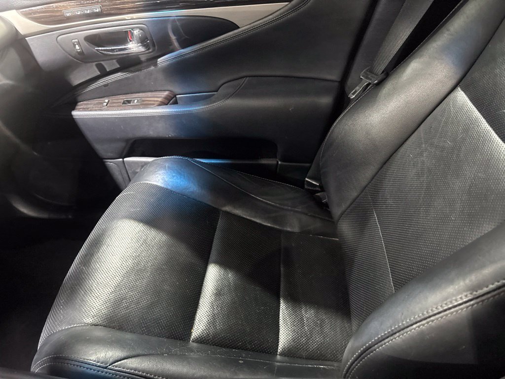 Used 2016 Lexus LS 460 L RWD image 11